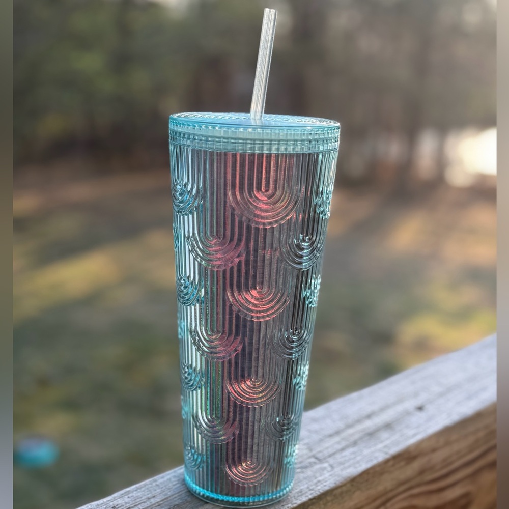 STARBUCKS TUMBLER- used Aqua Textured Insulated Tumbler with Straw - Home Dining
